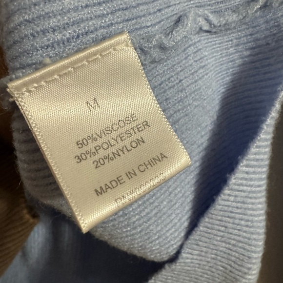 L.A. Hearts Light Blue Cropped Sweater - Picture 2 of 2